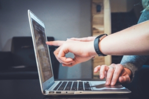 Choosing the Right Insurance Company - Santa Fe Springs, California